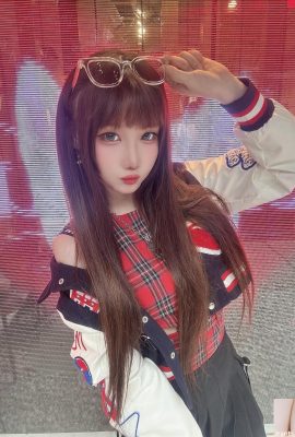 「アルファ・アファ」は魅力的な顔立ち、深くて電気的な目、そしてその熱さは天まで届きます（10P）