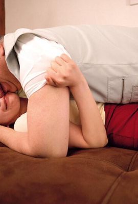 戸川なみ：キモすぎて死ぬほど大嫌いだった義父にイカされ続け虜になってしまった私… (21P)