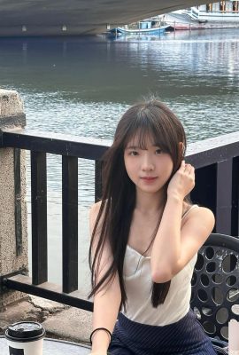 優雅な美女「寧」の迫り来る姿がとても誘惑的（10P）