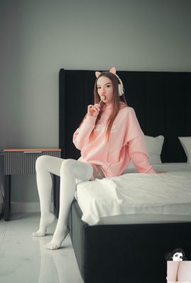 (Suicide Girls) 2025 年 8 月 1 日 – アリス バイブス – スーサイド バービー (54P)