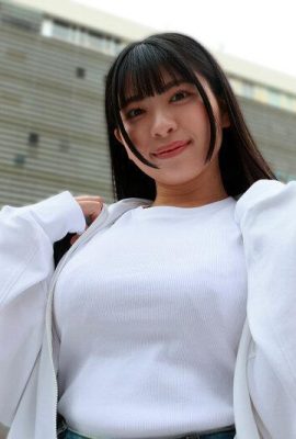 花柳杏奈：天然爆乳田舎娘のノーブラ東京観光～杏奈ちゃん(Gカップ97cm)  花柳杏奈 (21P)