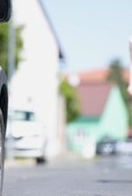 容姿端麗、スタイル抜群の外国人娘がロマンチックな3Pで勃起体験をシェア(21P)