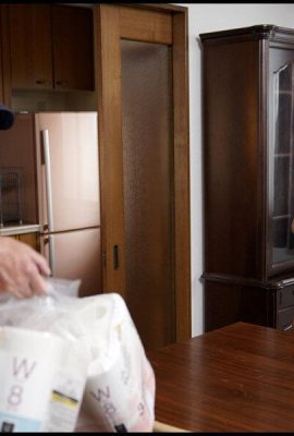 小野坂ゆいか：禁斷介護 小野坂ゆいか (21P)