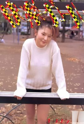 Porn star in Urabon-Books 快楽ガール (53P)