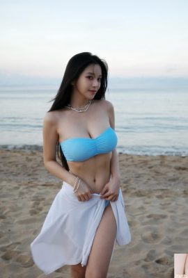 大きな瞳の美少女「Cai Ruixue」の胸には深い溝があり、胸は溢れんばかりに大きい（10P）