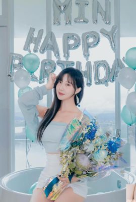 「Yu QingMin」は甘くて魅力的な目、人々の心を誘惑する熱い姿をしています（10P）