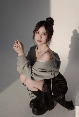 女神「王瑞音」は大きな涙目で、電気と愛の感覚に満ちています（10P）