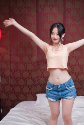 ジエミピンクミルクロータスの水遊び(29p)