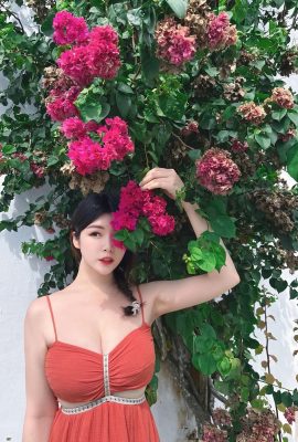 優しい笑顔＋むっちり巨乳！ tsaiyoyo0728 チャートを突破するセクシー指数を持つアンカーが登場！ (10P)